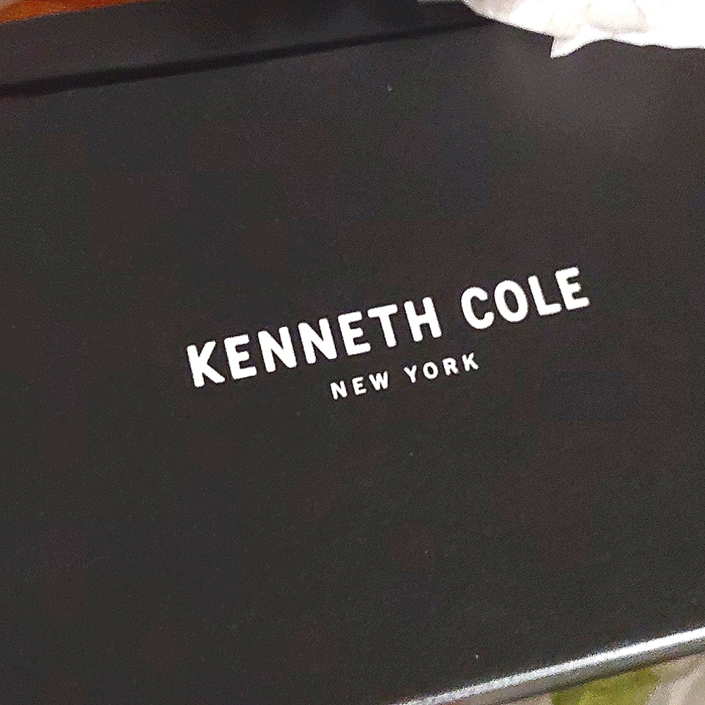 KENNETH COLE PALM SANDALS *CERULEAN/AZURE BLUE - Picture 5 of 17